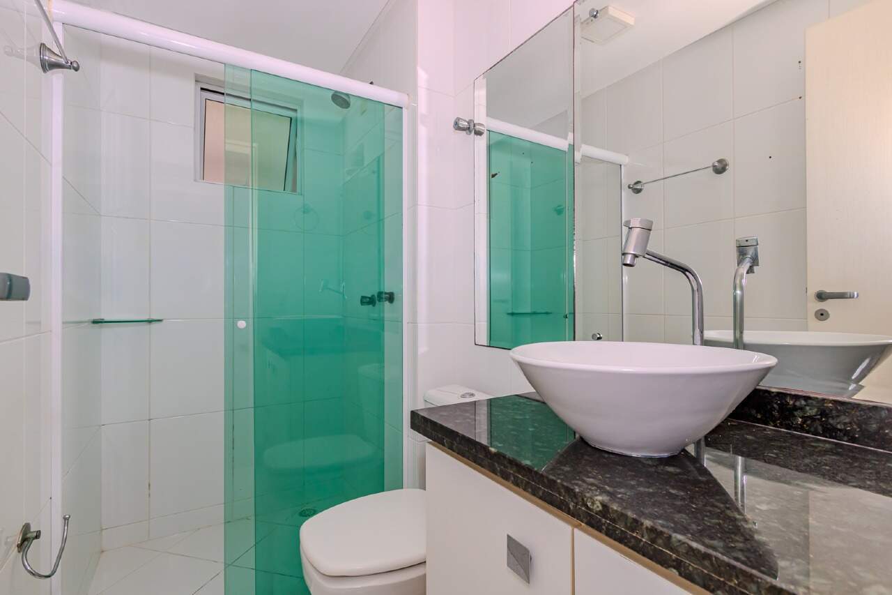 Apartamento à venda no Pioneiros: 