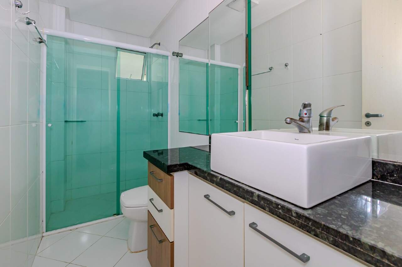 Apartamento à venda no Pioneiros: 