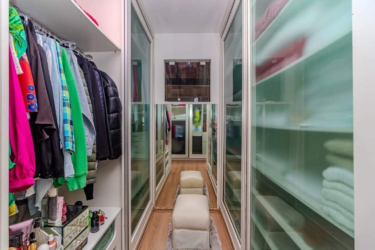 Casa de Condomínio à venda no Centro: 