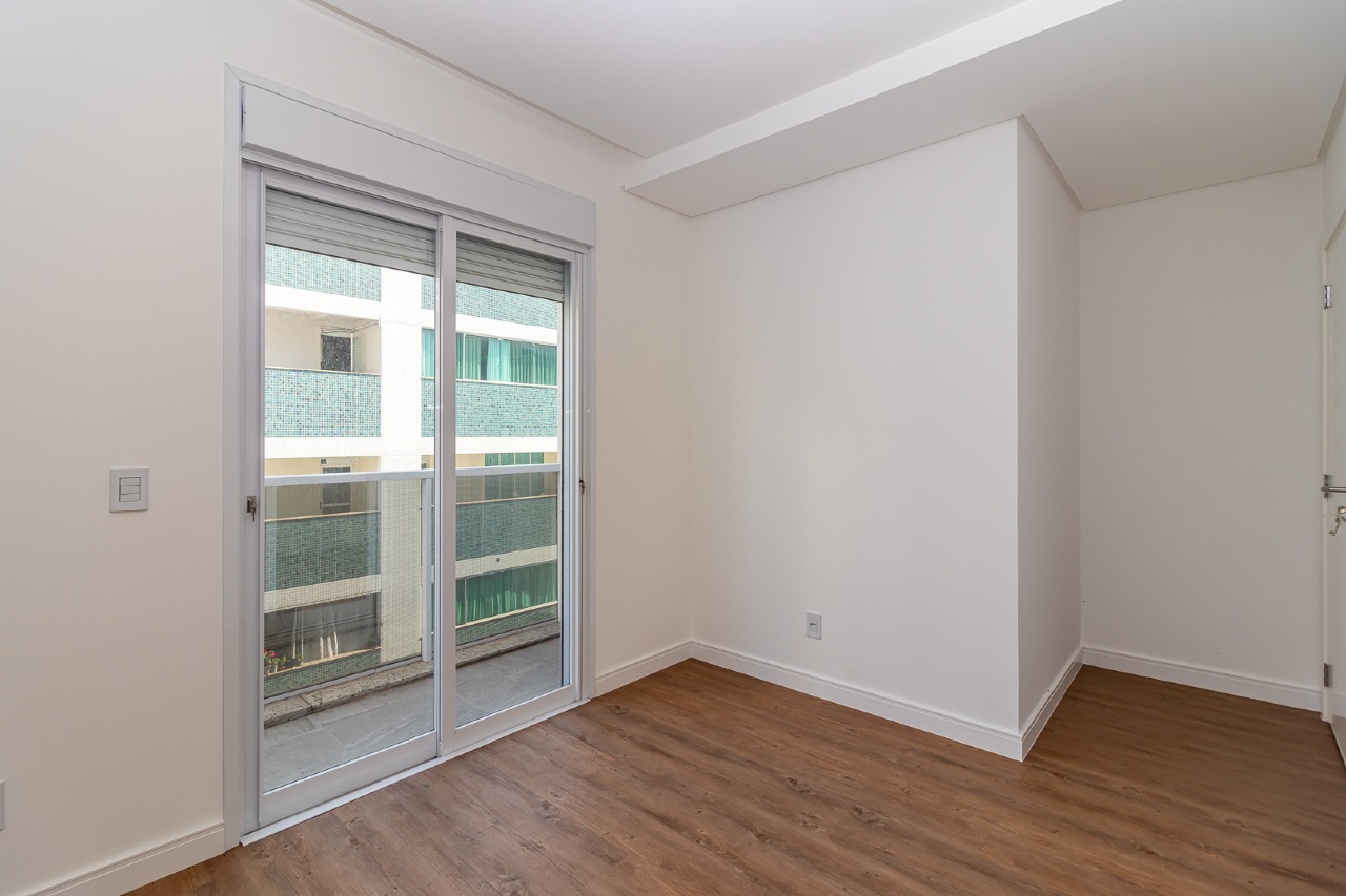 Apartamento diferenciado à venda no Centro: 