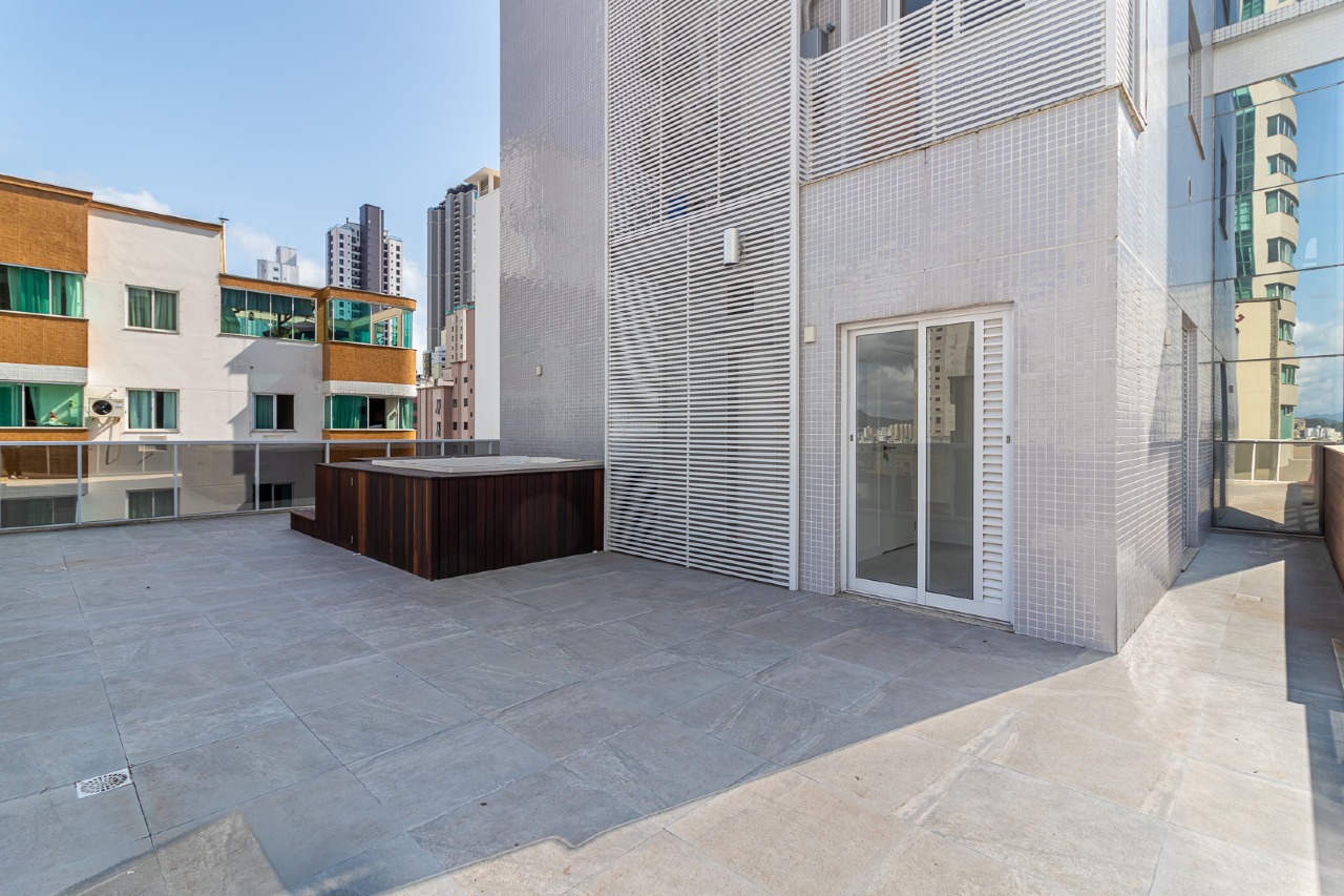 Apartamento diferenciado à venda no Centro: 