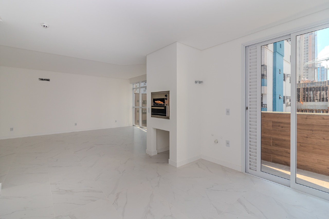 Apartamento diferenciado à venda no Centro: 