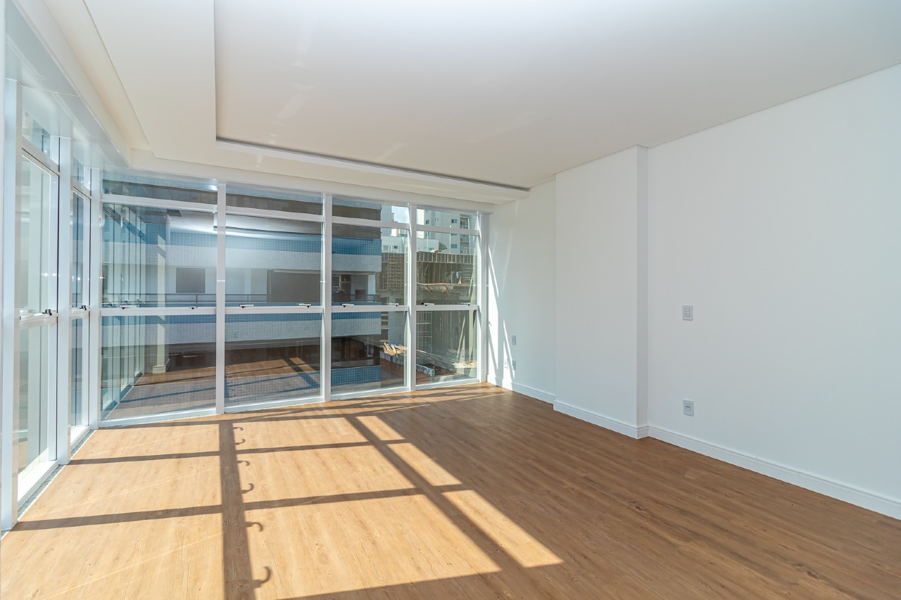 Apartamento diferenciado à venda no Centro: 
