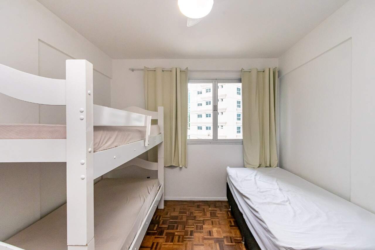 Apartamento à venda no Pioneiros: 