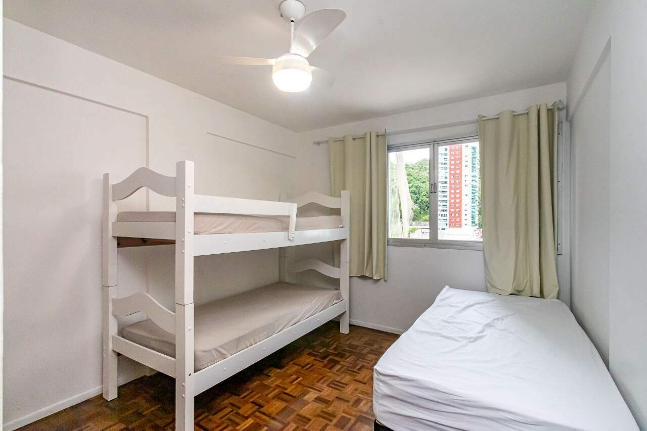 Apartamento à venda no Pioneiros: 
