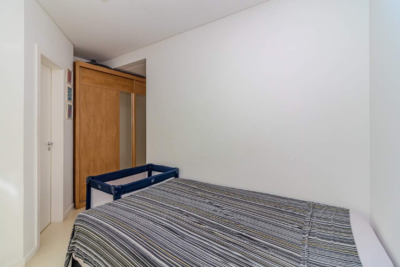 Apartamento à venda no Pioneiros: 