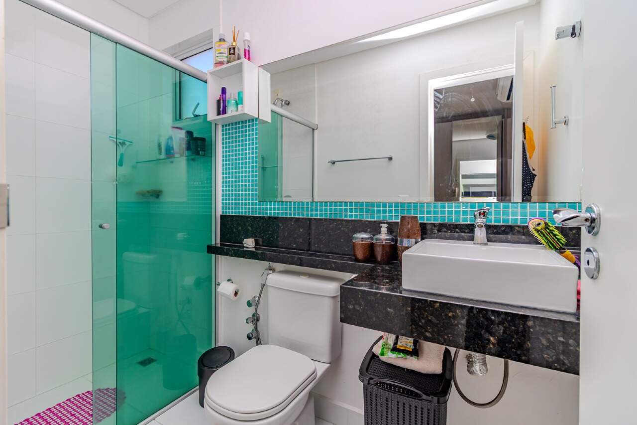 Apartamento à venda no Pioneiros: 