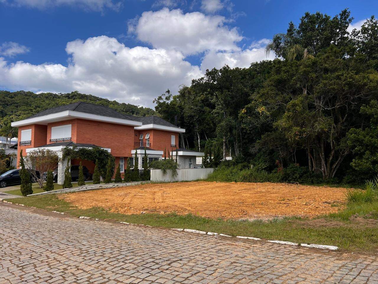 Terreno em Condomínio à venda no Ariribá: 