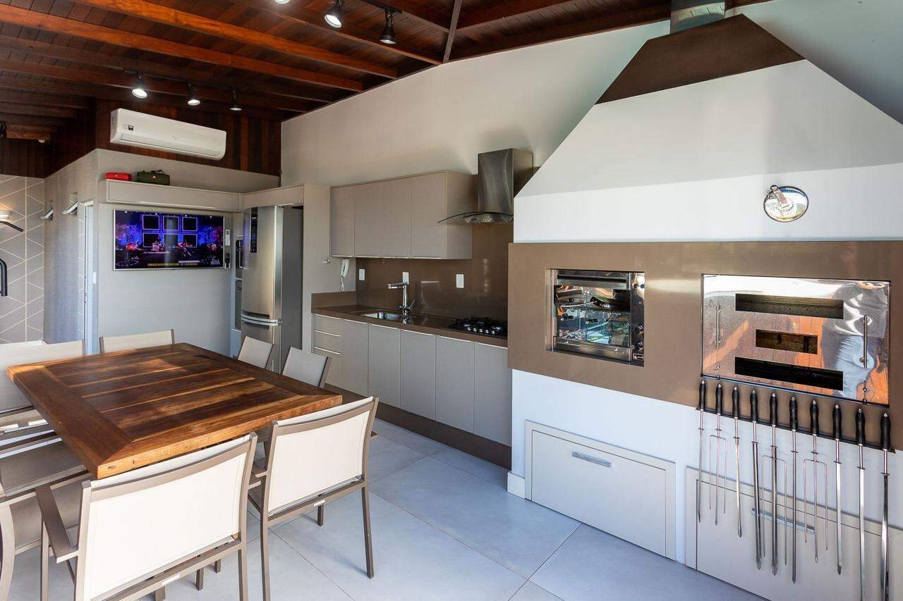 Apartamento diferenciado à venda no Centro: 
