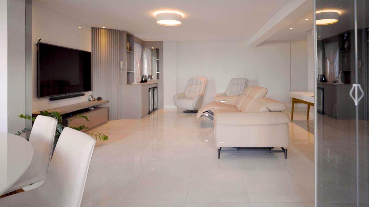 Apartamento diferenciado à venda no Centro: 