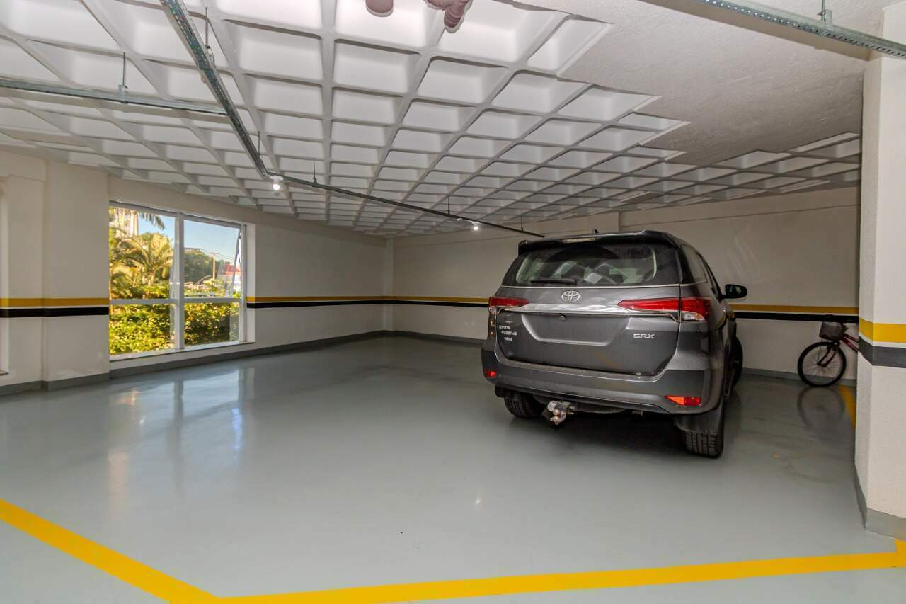 Apartamento à venda no Pioneiros: 