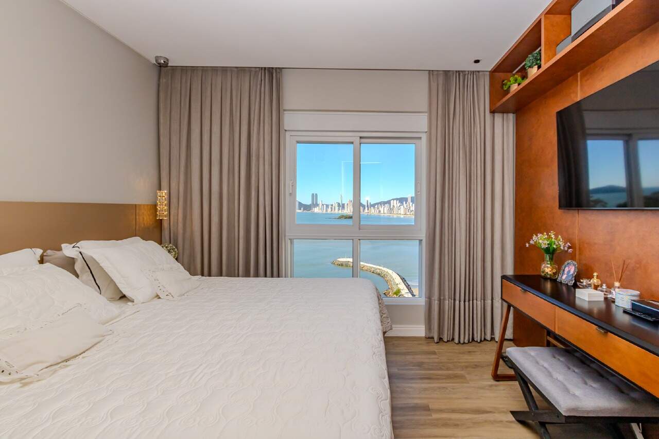 Apartamento à venda no Pioneiros: 