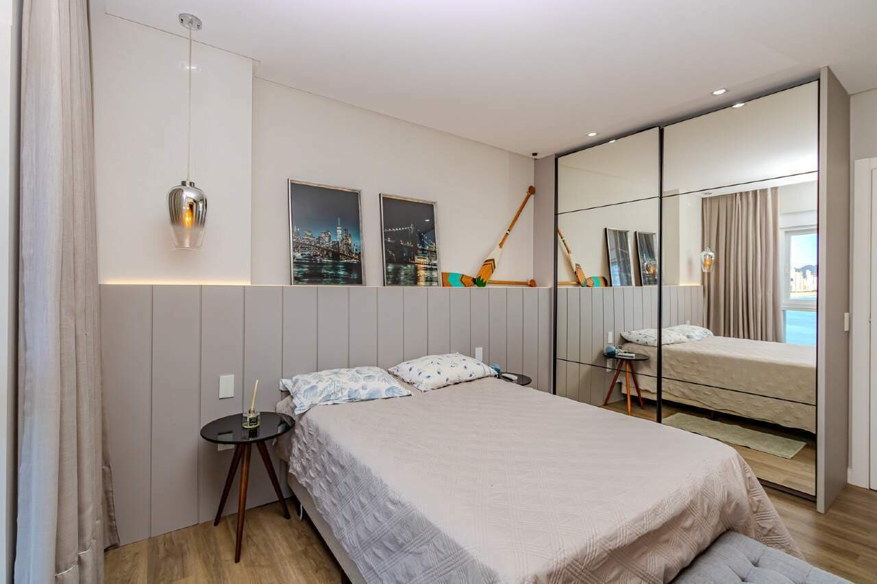 Apartamento à venda no Pioneiros: 