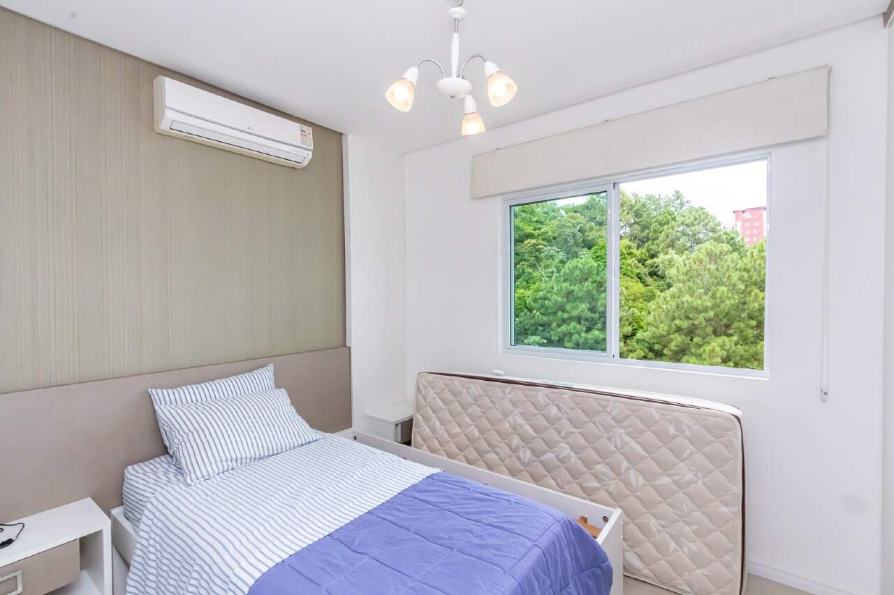 Apartamento à venda no Pioneiros: 