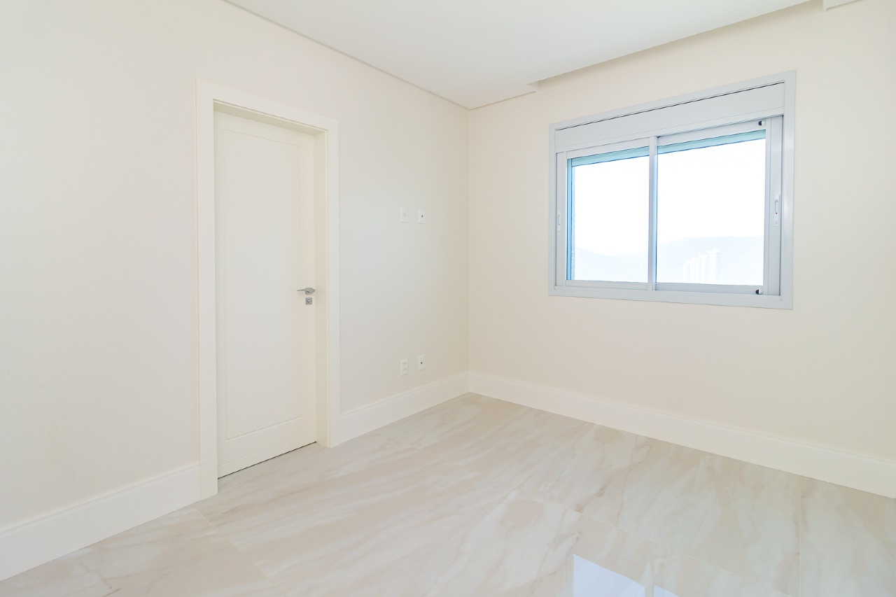 Apartamento à venda no Barra Sul: 