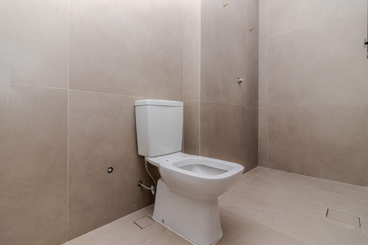Apartamento à venda no Pioneiros: 