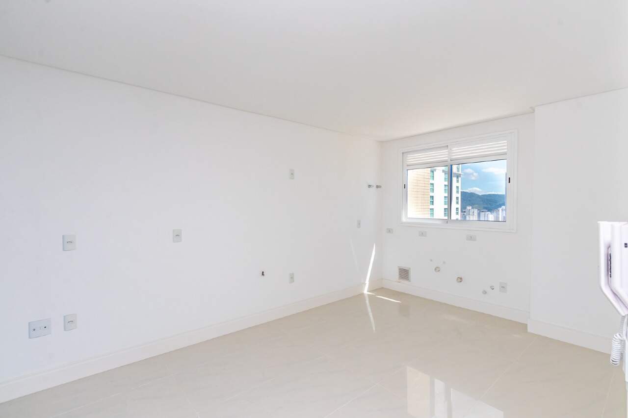 Apartamento à venda no Barra Sul: 