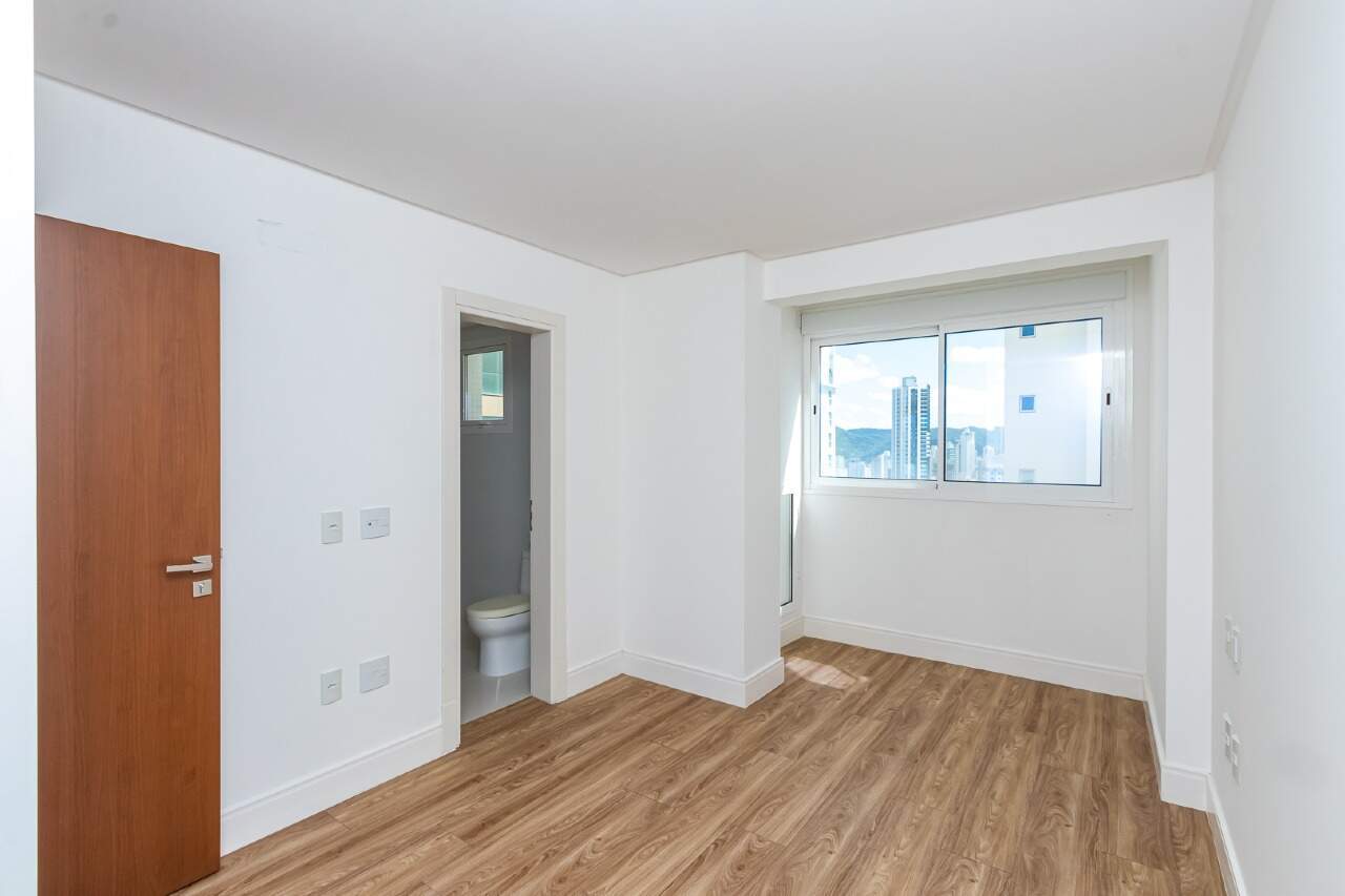 Apartamento à venda no Barra Sul: 