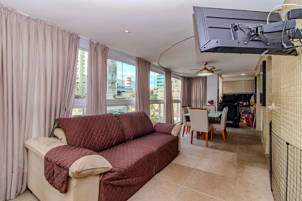 Apartamento diferenciado à venda no Centro: 