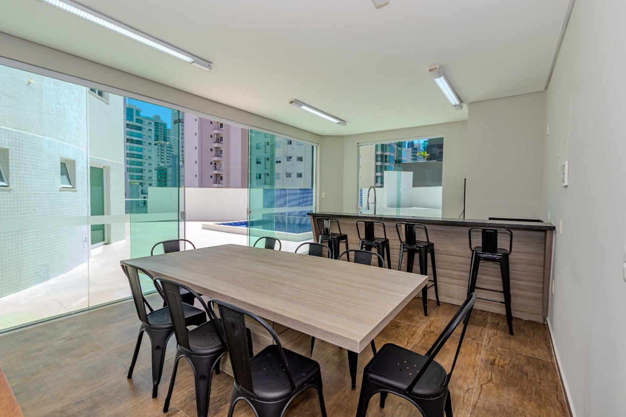 Apartamento diferenciado à venda no Pioneiros: 