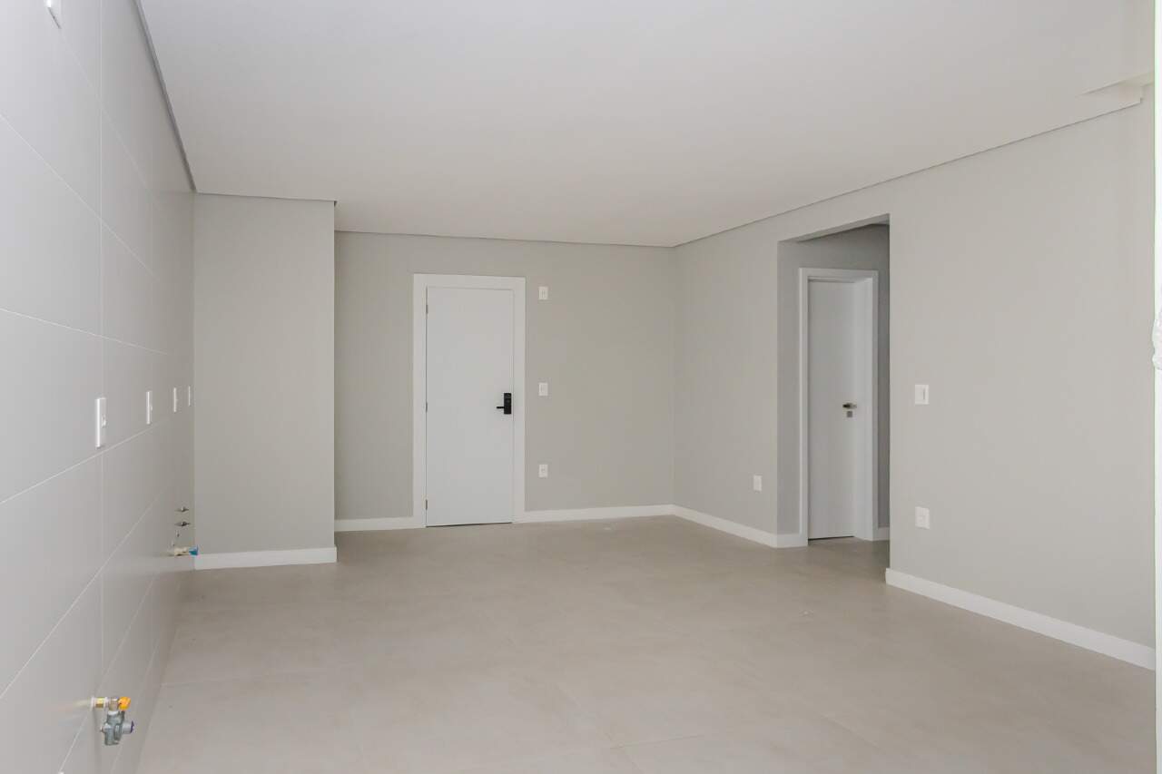 Apartamento à venda no Praia dos Amores: 