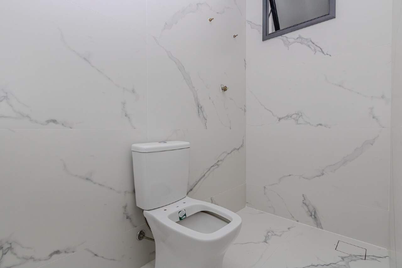 Apartamento à venda no Praia dos Amores: 