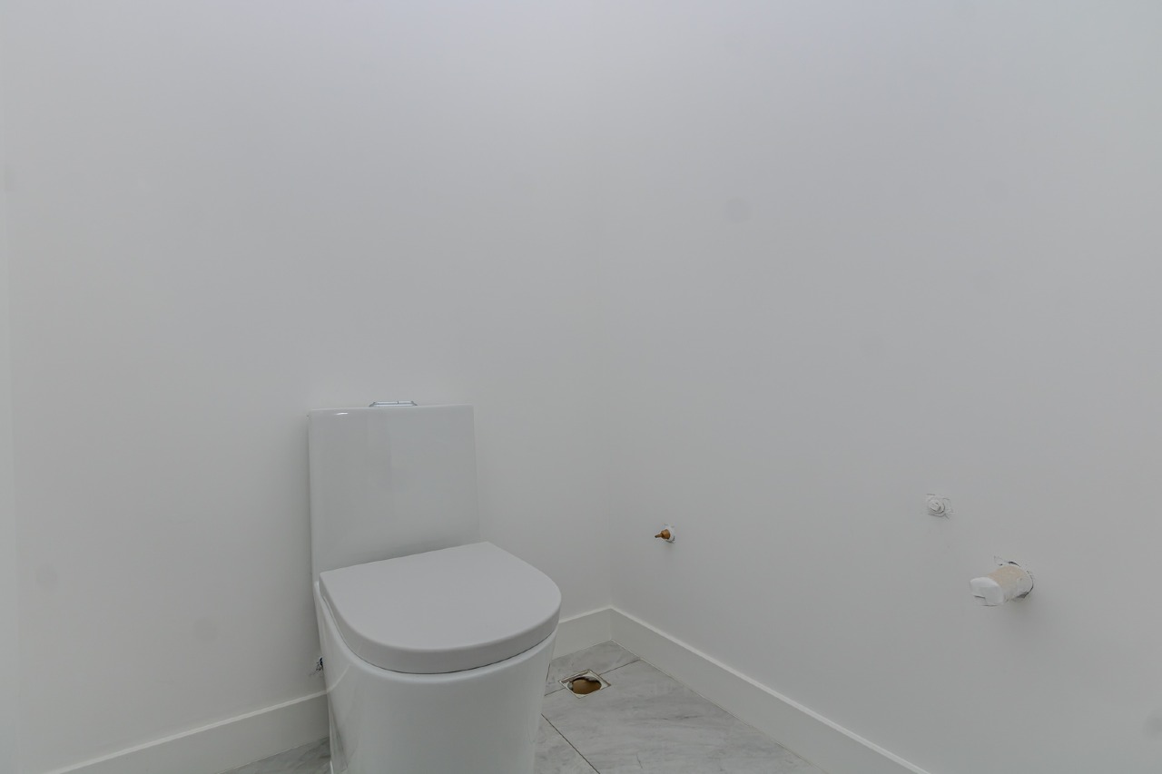 Apartamento à venda no Pioneiros: 