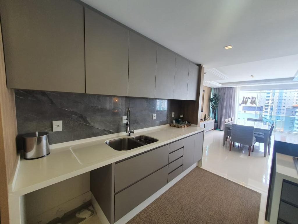 Apartamento diferenciado à venda no Centro: 