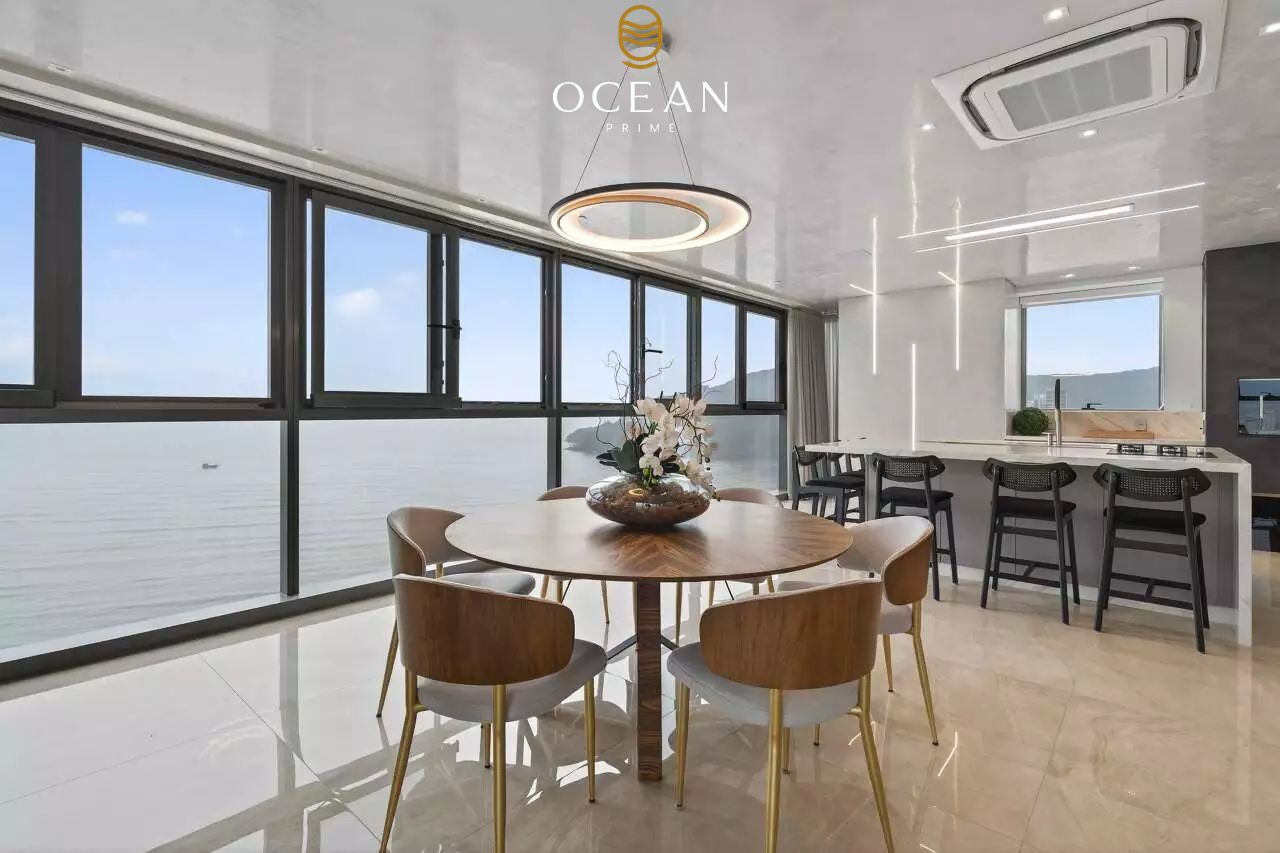Apartamento à venda no Frente Mar: 