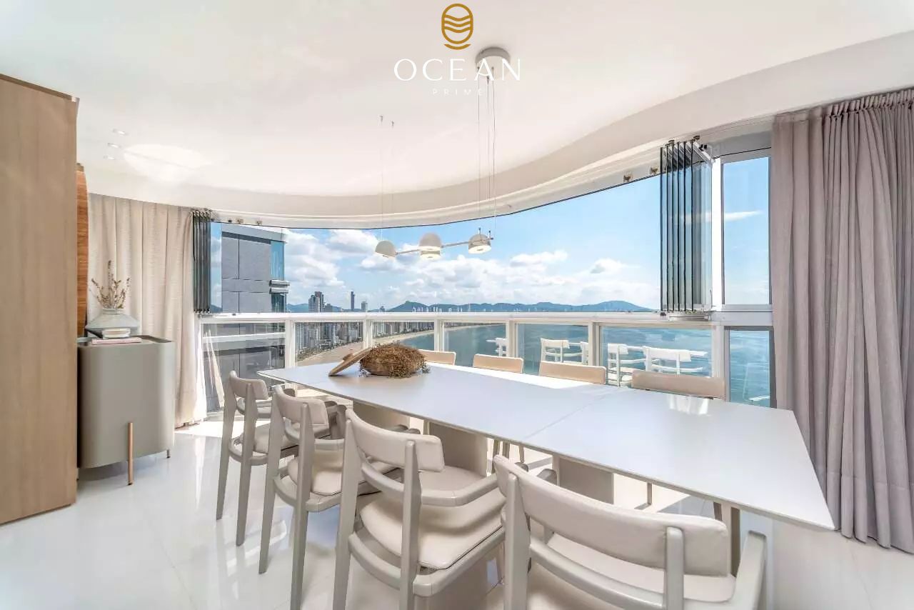 Apartamento à venda no Frente Mar: