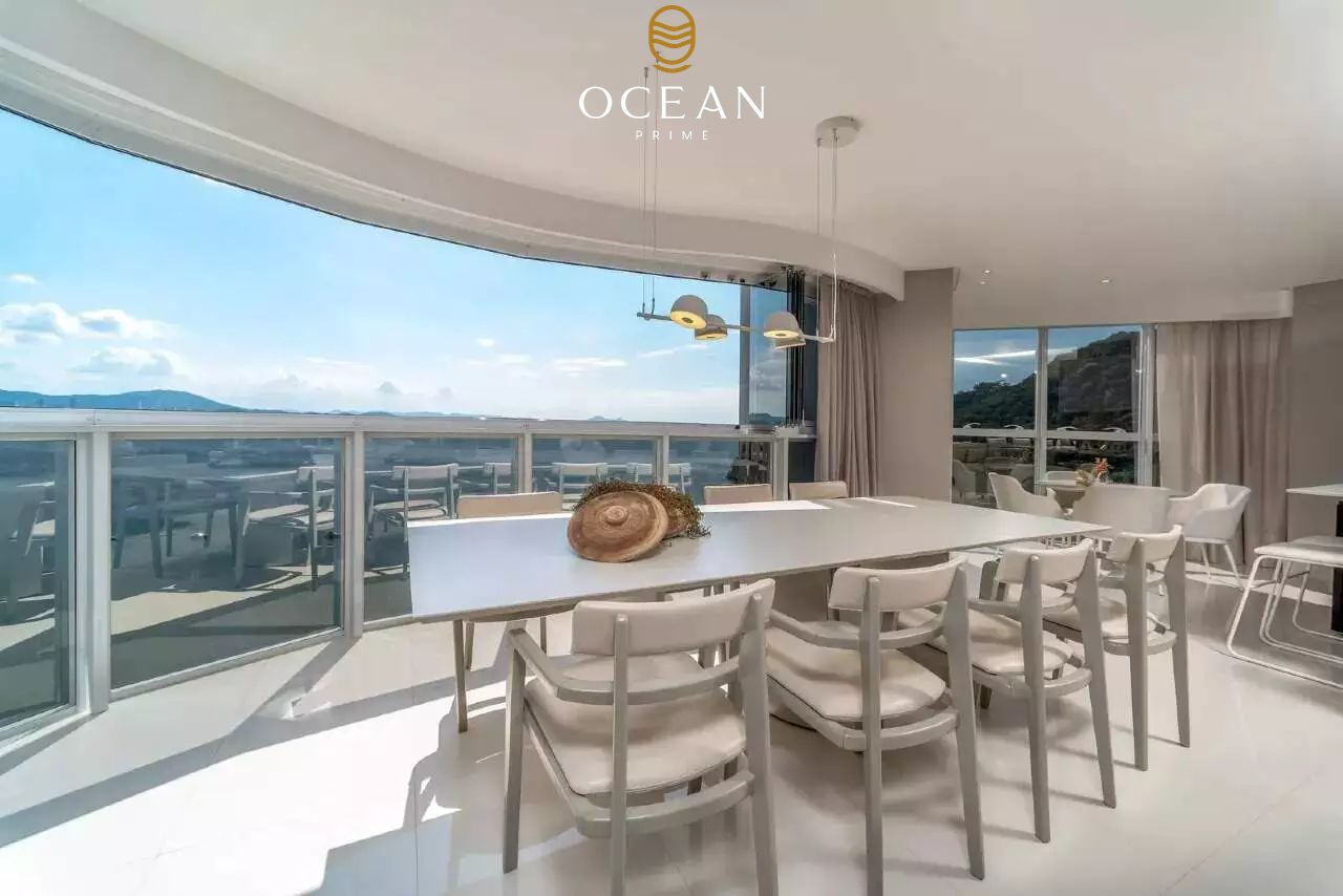 Apartamento à venda no Frente Mar: