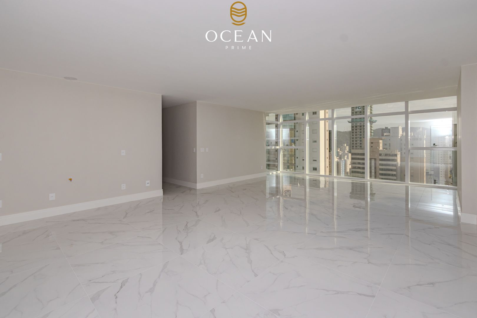Apartamento à venda em Centro, Balneário Camboriú/SC — foto 3 de 24