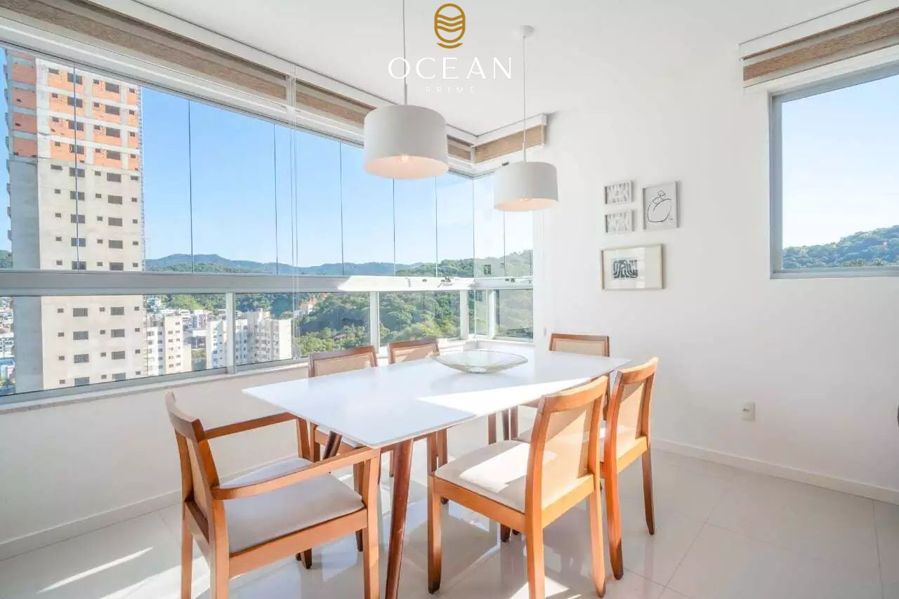 Apartamento à venda no Pioneiros: 