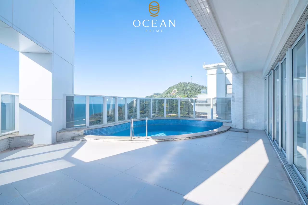 Cobertura Duplex à venda no Frente Mar: