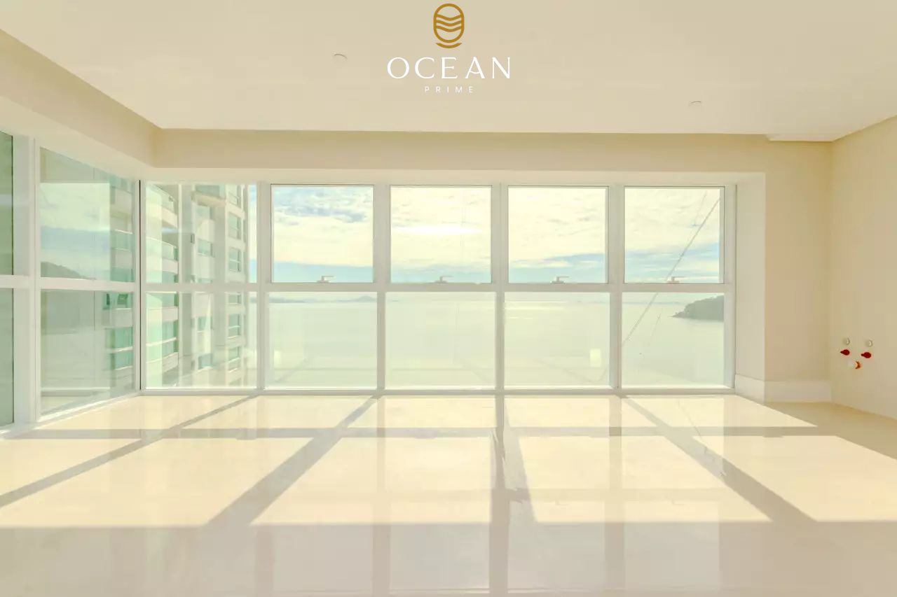Apartamento à venda no Frente Mar: