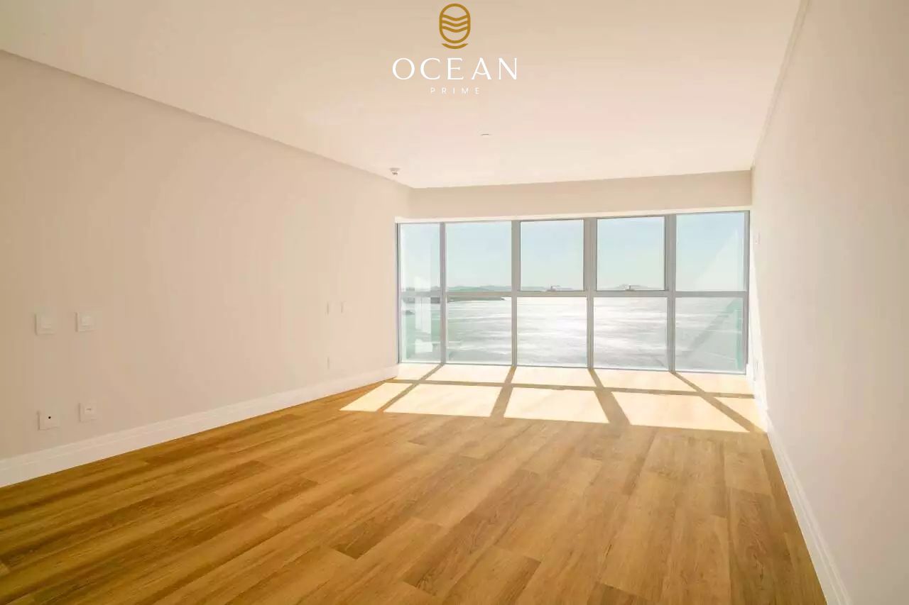 Apartamento à venda no Frente Mar: