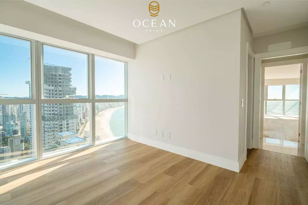 Apartamento à venda no Frente Mar: