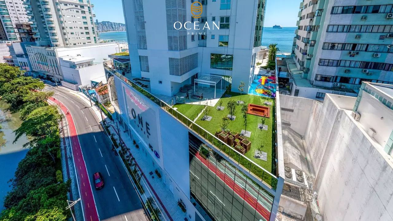 Apartamento no Edifício One Tower em Balneário Camboriú - Frente Mar