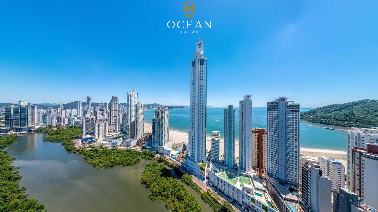 Apartamento no Edifício One Tower em Balneário Camboriú - Frente Mar