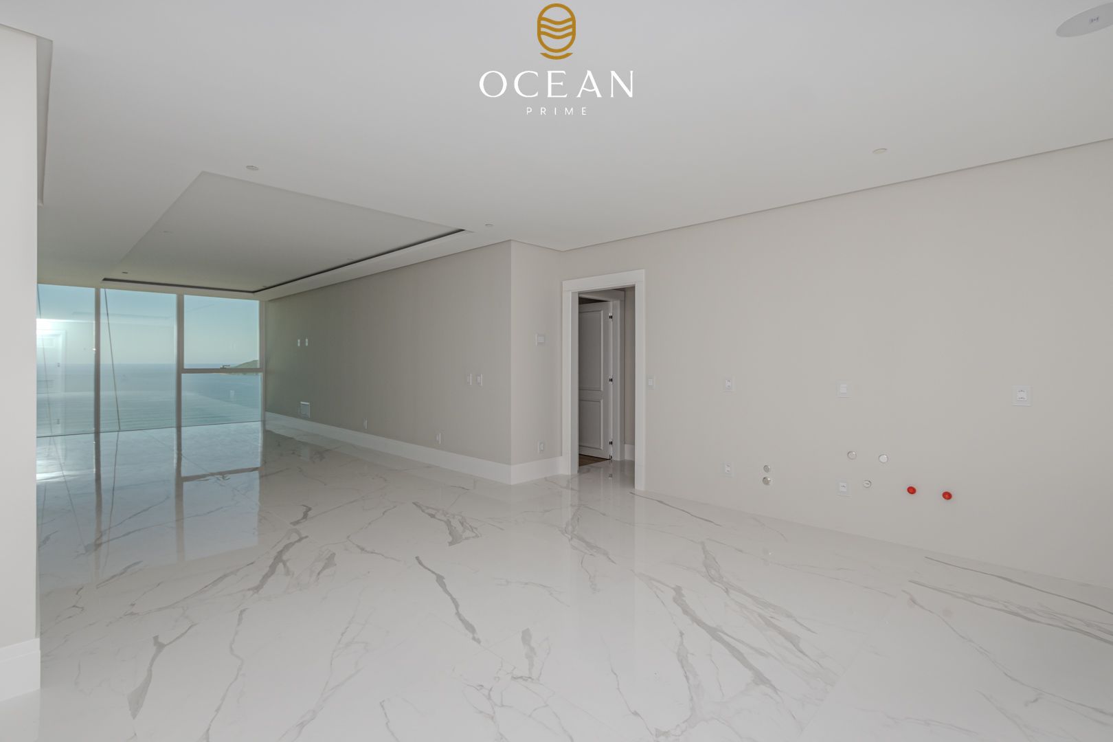 Apartamento no Edifício Boreal Tower em Balneário Camboriú - Frente Mar