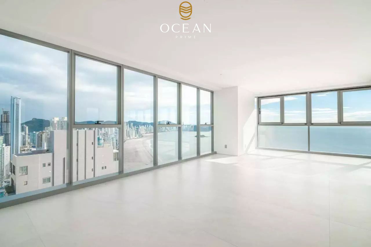 Apartamento à venda no Frente Mar: