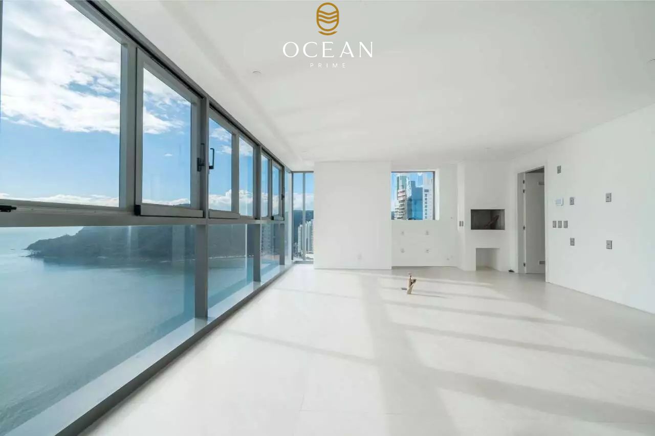 Apartamento à venda no Frente Mar: