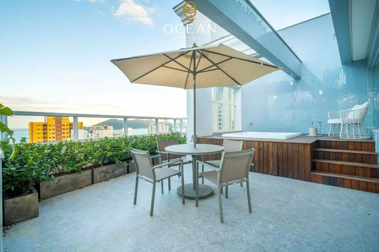 Cobertura Duplex à venda no Centro: 