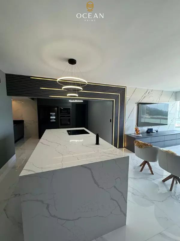 Apartamento à venda no Frente Mar: