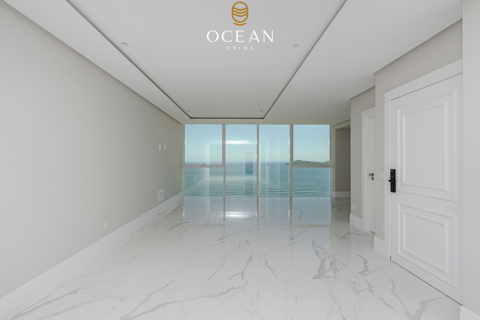 Apartamento no Edifício Boreal Tower em Balneário Camboriú - Frente Mar
