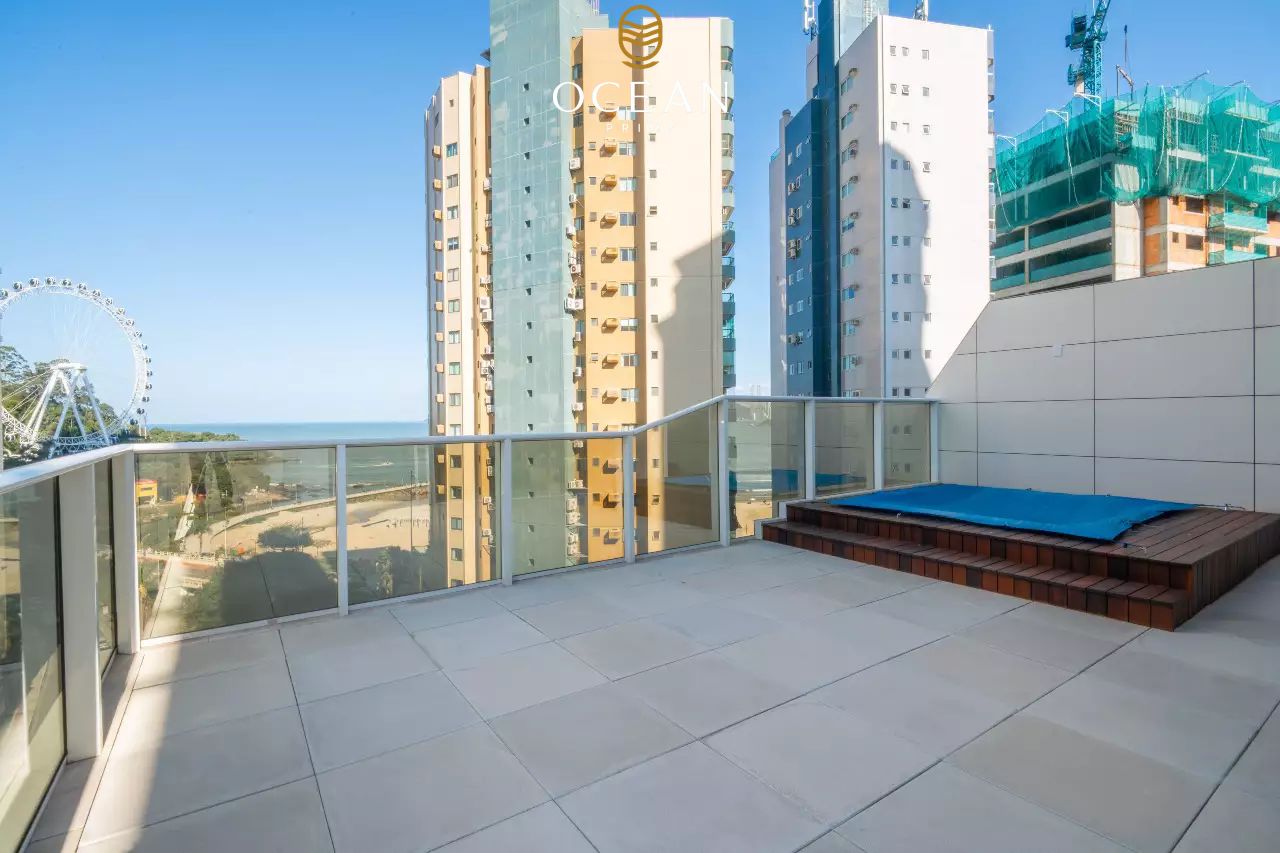 Apartamento à venda no Pioneiros: 