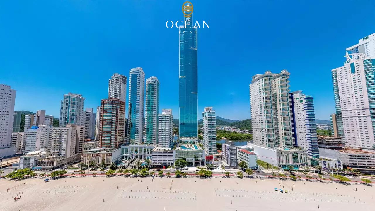 Apartamento a venda no Edifício One Tower em Balneário Camboriú - Frente Mar