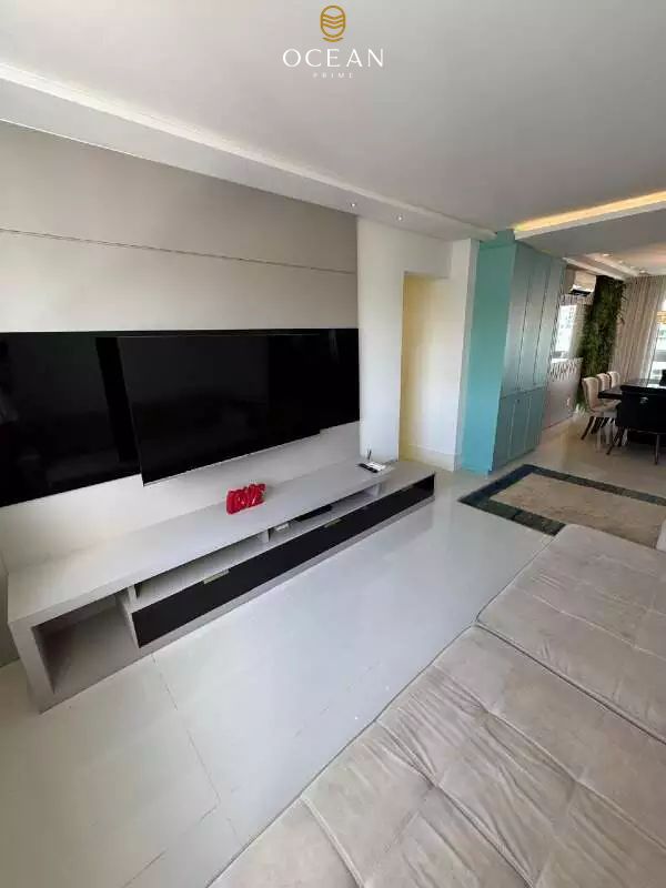 Apartamento à venda no Pioneiros: 