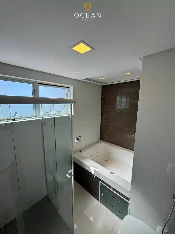 Apartamento à venda no Pioneiros: 