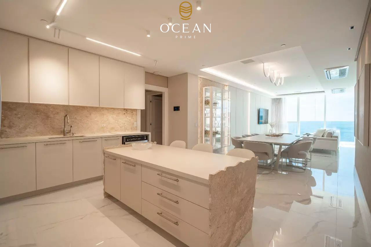 Apartamento à venda no Frente Mar: